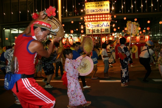 審査員特別賞「うかれて盆踊り」