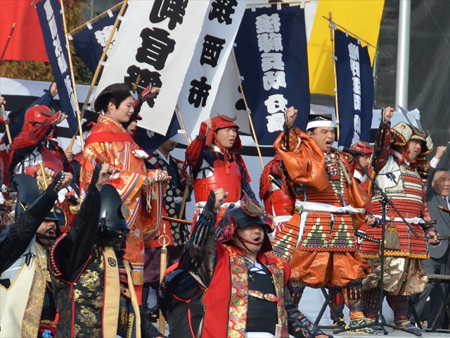 新聞社長賞「好景気に、エイエイオー」